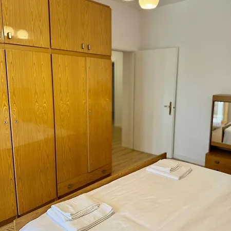 Apartman S & J Central Tirana