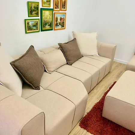 S & J Central Tirana