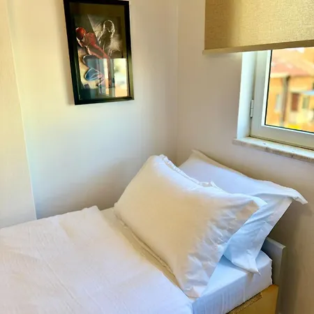 Apartment S & J Central