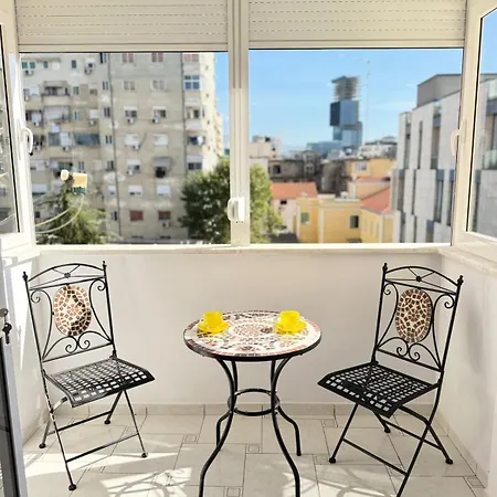 S & J Central Apartman Tirana